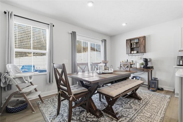 412 SPRUCE LANE, Houston, PA 15342