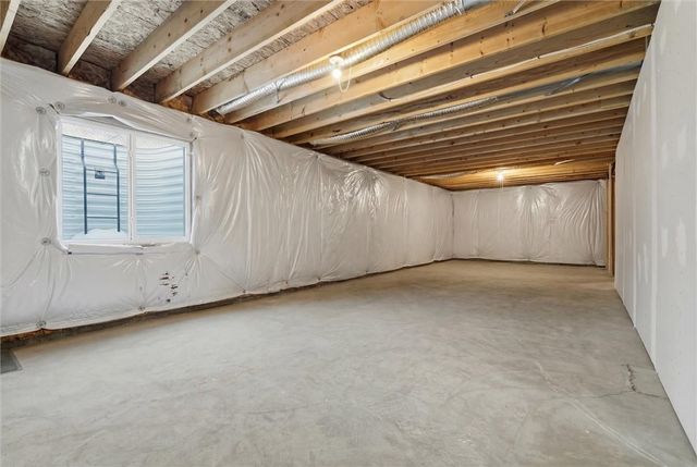 412 SPRUCE LANE, Houston, PA 15342