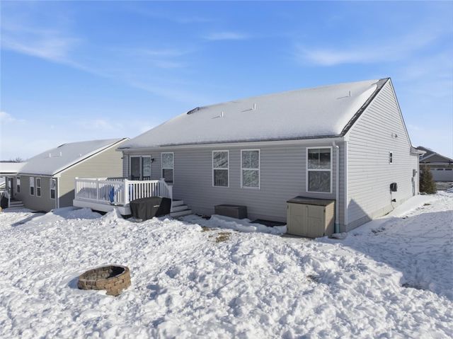 412 SPRUCE LANE, Houston, PA 15342