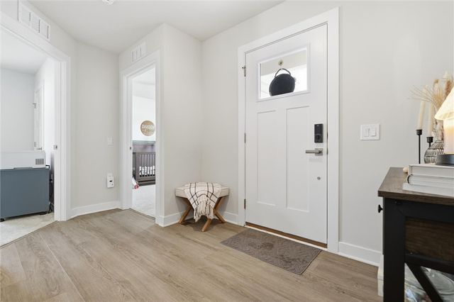 412 SPRUCE LANE, Houston, PA 15342