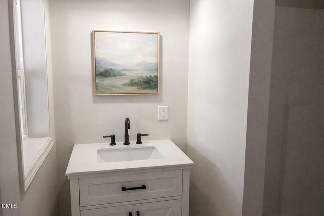 8325 Bells Lake Road, Apex, NC 27539