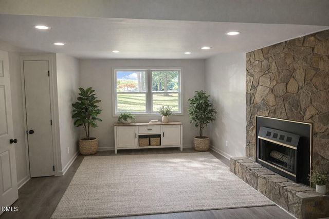 8325 Bells Lake Road, Apex, NC 27539