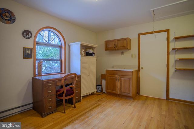 734 WALDEN RD, Hedgesville, WV 25427