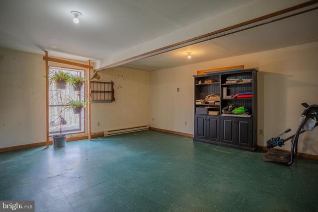 734 WALDEN RD, Hedgesville, WV 25427