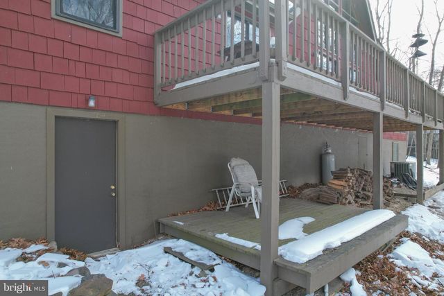 734 WALDEN RD, Hedgesville, WV 25427