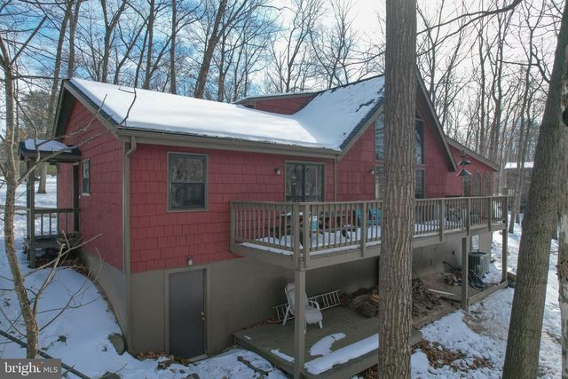 734 WALDEN RD, Hedgesville, WV 25427