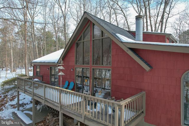 734 WALDEN RD, Hedgesville, WV 25427