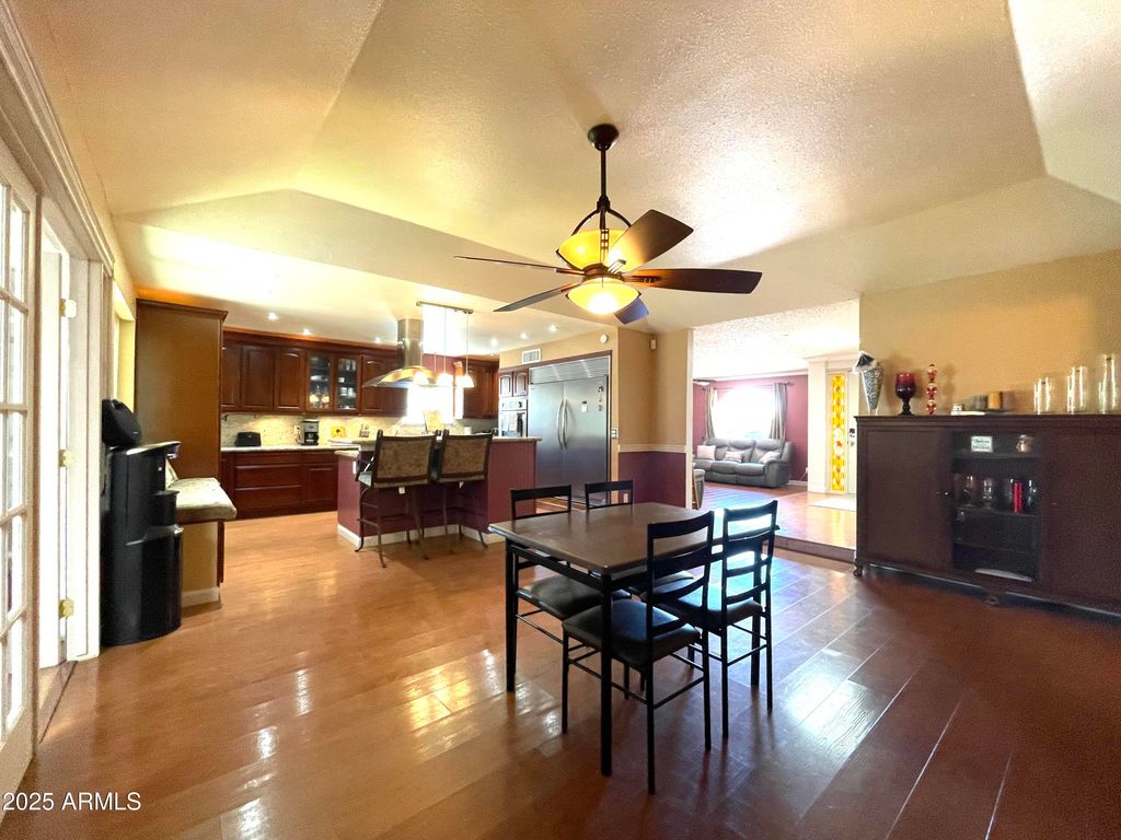 9221 N 48TH Drive, Glendale, AZ 85302 — photo 5