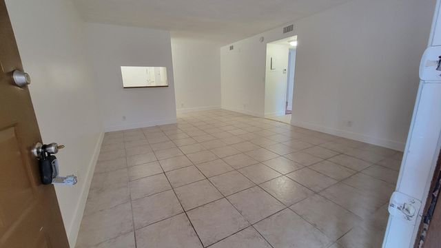 3712 N University Drive I-7, Coral Springs, FL 33065