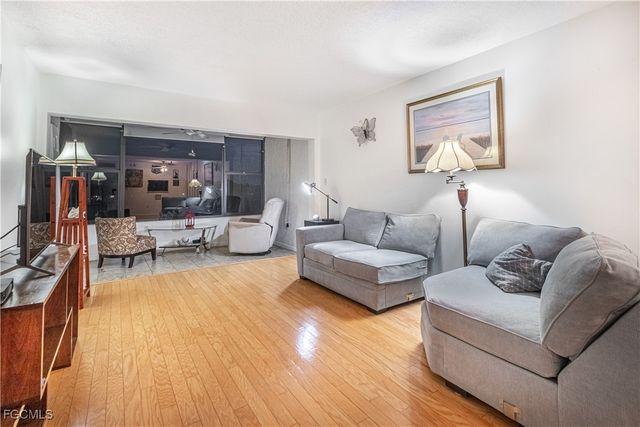 1624 Pine Valley DR 310, Fort Myers, FL 33907