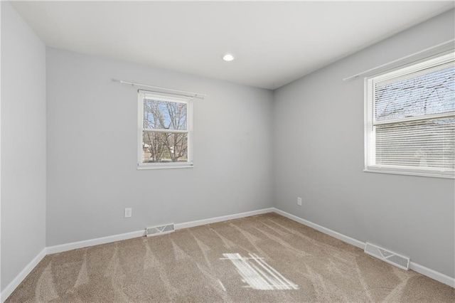 18310 E 18th Street N, Independence, MO 64058