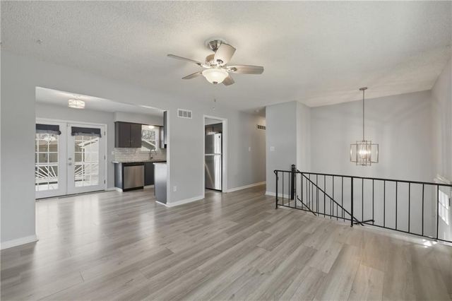 18310 E 18th Street N, Independence, MO 64058