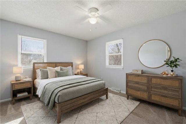 18310 E 18th Street N, Independence, MO 64058