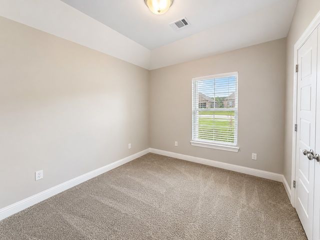 4195 Grassy Lake Drive, Bossier City, LA 71111