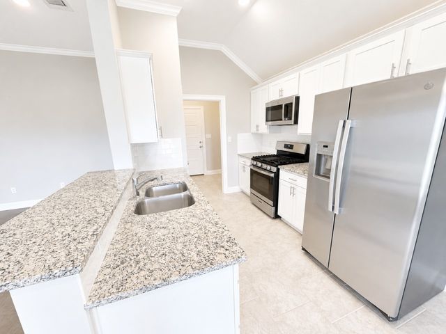 4195 Grassy Lake Drive, Bossier City, LA 71111