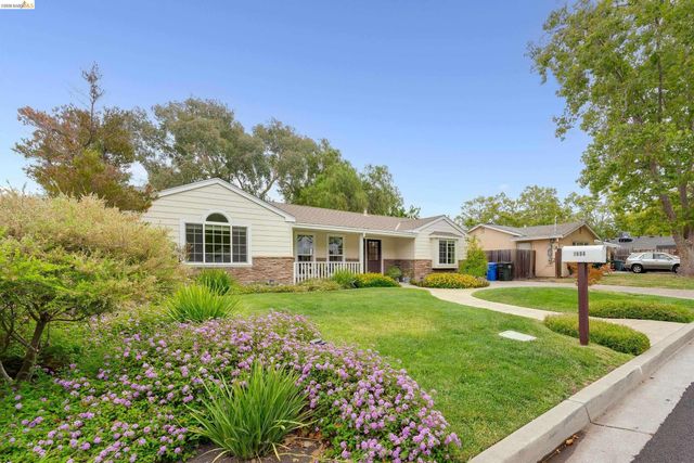 1894 Granada Dr, Concord, CA 94519