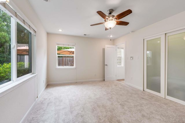 1894 Granada Dr, Concord, CA 94519
