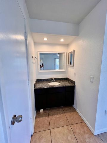 931 FAIRFAX TERRACE NW, Port Charlotte, FL 33948