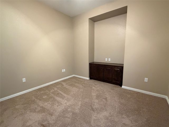 627 Bois D Arc Street, Whitesboro, TX 76273