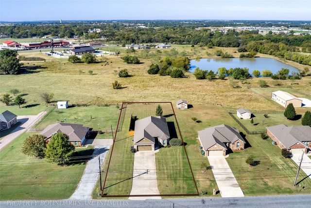 627 Bois D Arc Street, Whitesboro, TX 76273
