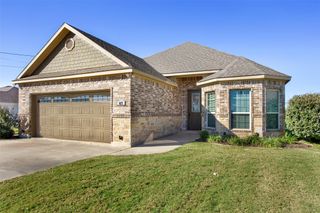 627 Bois D Arc Street, Whitesboro, TX 76273