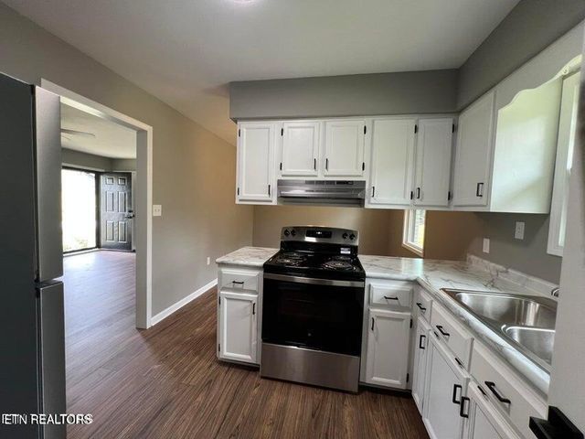 2315 Pine Grove Rd, Winfield, TN 37892