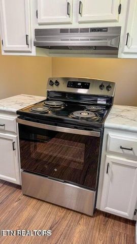 2315 Pine Grove Rd, Winfield, TN 37892