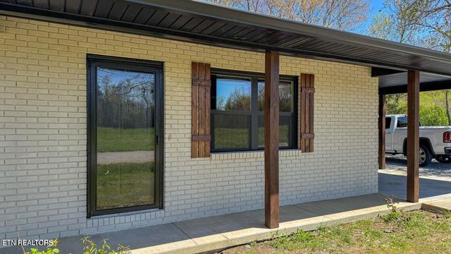 2315 Pine Grove Rd, Winfield, TN 37892