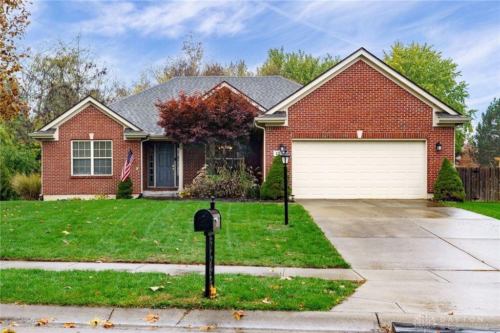 153 George Wythe Way, Beavercreek, OH 45434