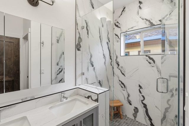 11365 Wolverine Circle, Truckee, CA 96161