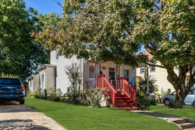 19 Bowne Avenue, Freehold, NJ 07728