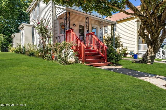 19 Bowne Avenue, Freehold, NJ 07728