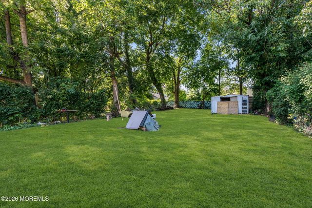 19 Bowne Avenue, Freehold, NJ 07728
