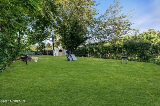 19 Bowne Avenue, Freehold, NJ 07728