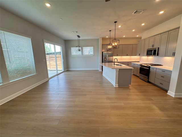 3000 Chisholm Trail RD 63, Round Rock, TX 78681
