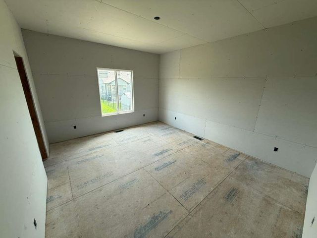 5067 N Toben Ct., Bel Aire, KS 67226