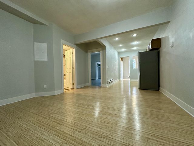 1336 Portage Street, Kalamazoo, MI 49001