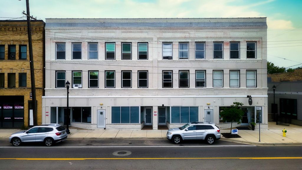 1336 Portage Street, Kalamazoo, MI 49001