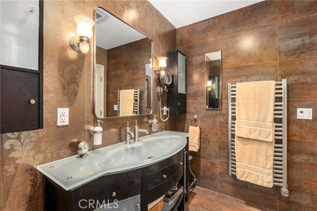 3165 Bermuda Drive, Costa Mesa, CA 92626