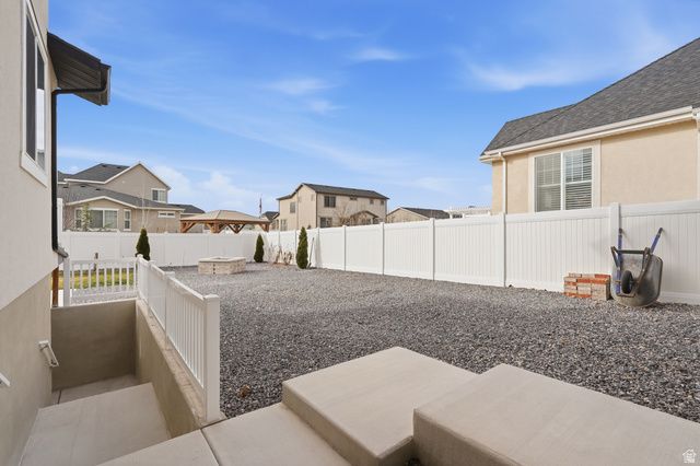 1448 E ERICKSON KNOLL LN, Eagle Mountain, UT 84005