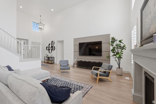 1448 E ERICKSON KNOLL LN, Eagle Mountain, UT 84005