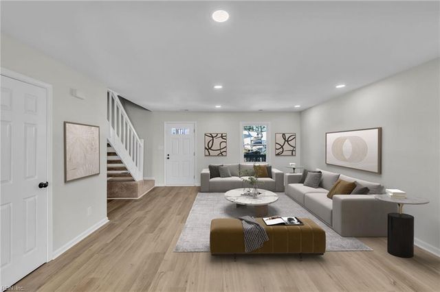 3224 Creekside DR, Virginia Beach, VA 23453