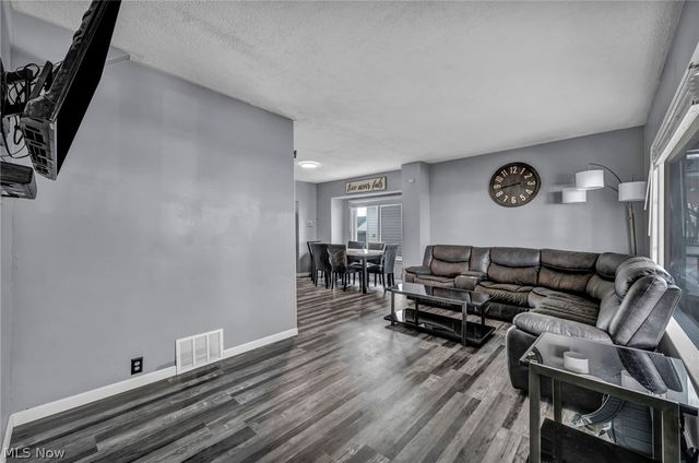 4725 Wichita Avenue, Cleveland, OH 44144