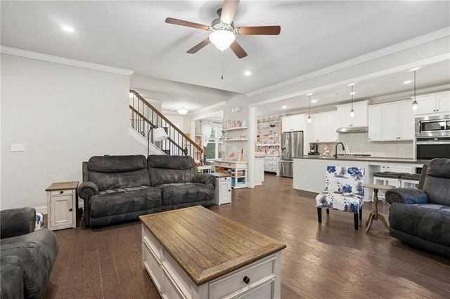 1835 Hidden Creek Drive, Hoschton, GA 30548