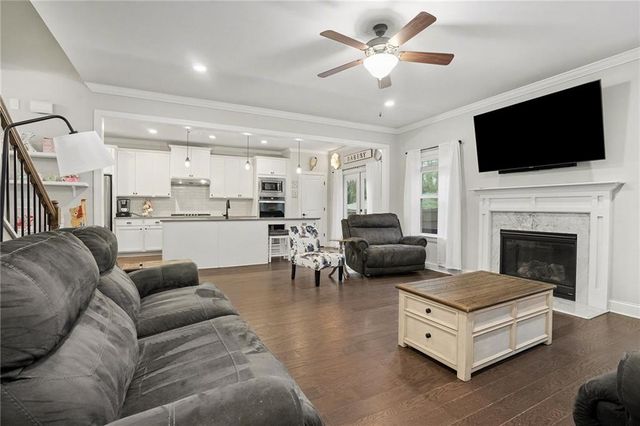 1835 Hidden Creek Drive, Hoschton, GA 30548