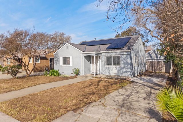 1743 Country Club Blvd, Stockton, CA 95204