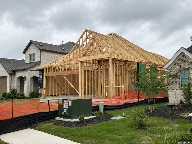260 ALPINE LKS, New Braunfels, TX 78130