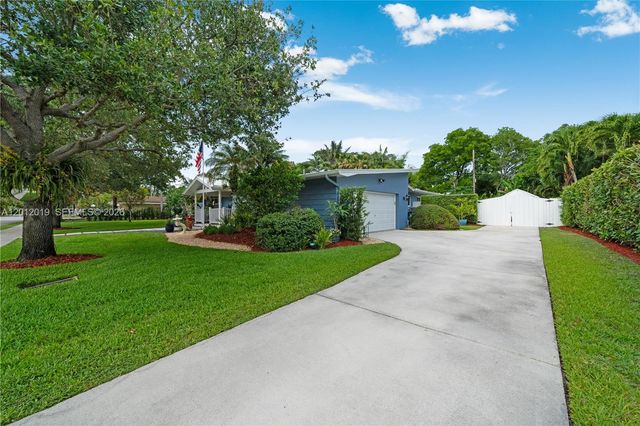13401 SW 74th Ave, Pinecrest, FL 33156