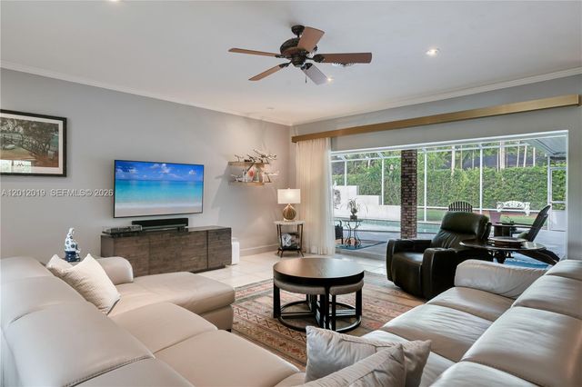 13401 SW 74th Ave, Pinecrest, FL 33156