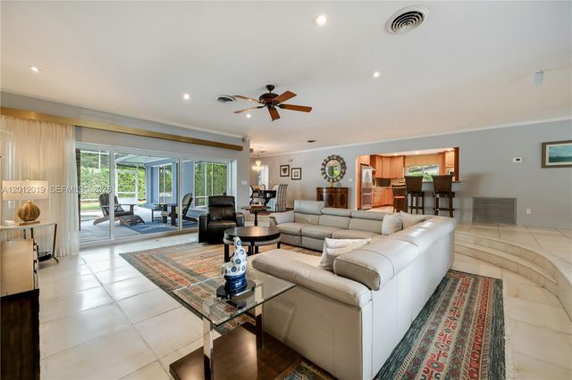 13401 SW 74th Ave, Pinecrest, FL 33156